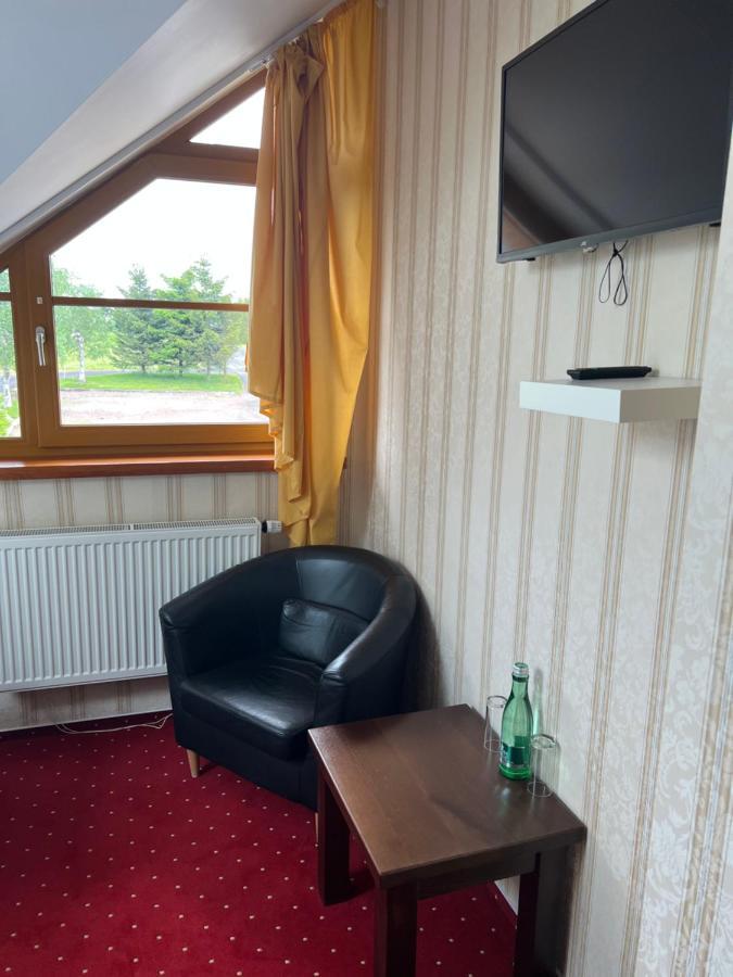 Hotel Krusnohorsky Dvur Cínovec エクステリア 写真