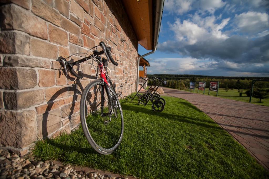 Hotel Krusnohorsky Dvur Cínovec エクステリア 写真